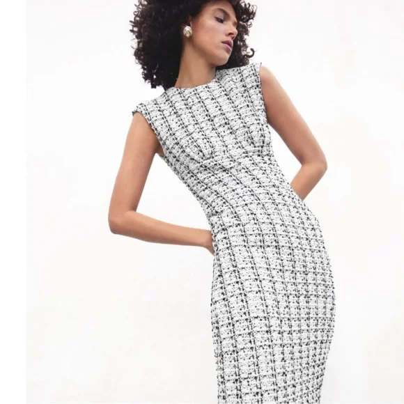 St. John Tweed Plaid A-Line Dress - Picture 3 of 11